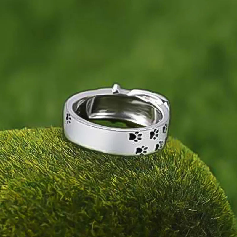 Adorable and Fashionable Canine-Themed Collar Ring