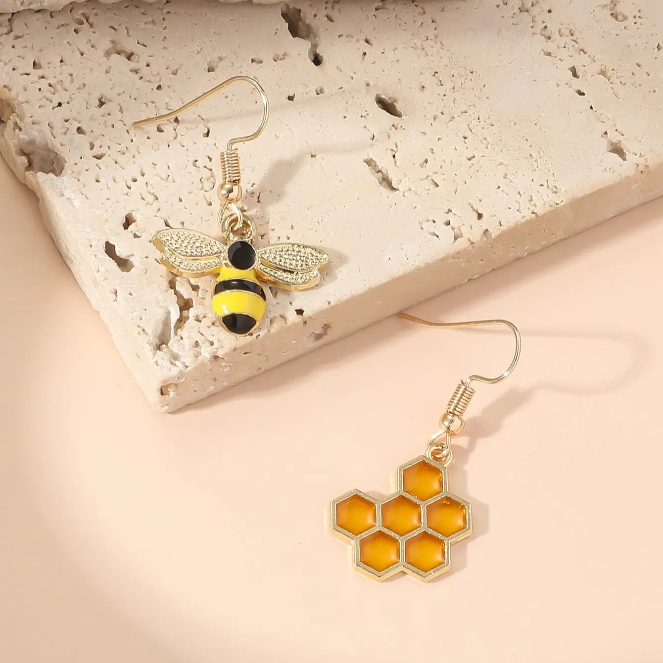 Beehive & Honey Drip Earrings – Golden Jewelry for Women